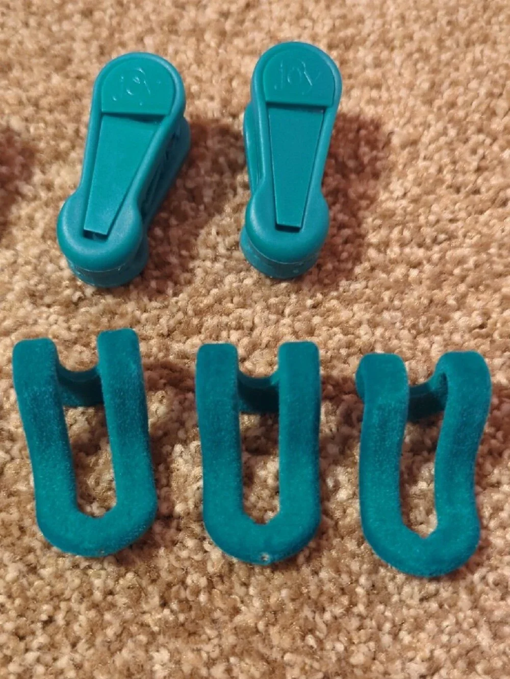 Joy Mangano Teal Closet Clips and Hooks Set